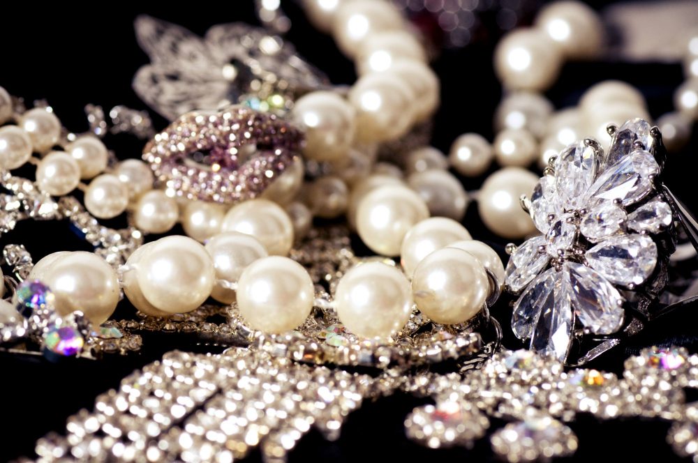 10 Best Jewellery Stores in Leeds | Best Agencies