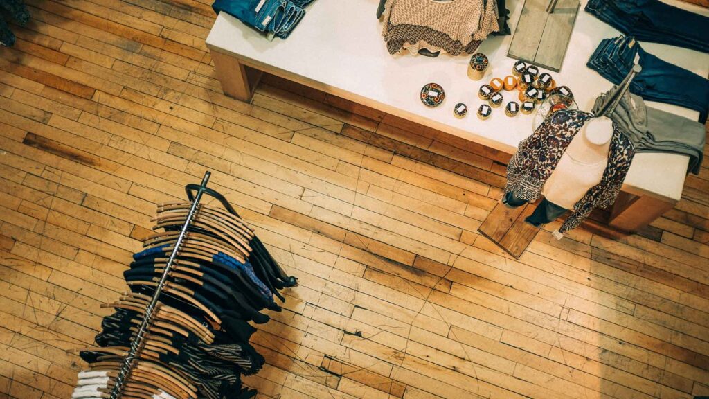 Designer clothes vs Normal Clothes | Best Agencies
