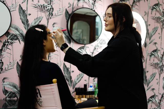 Discovering Excellence: The 10 Best Makeup Artists in Wigan | Best Agencies