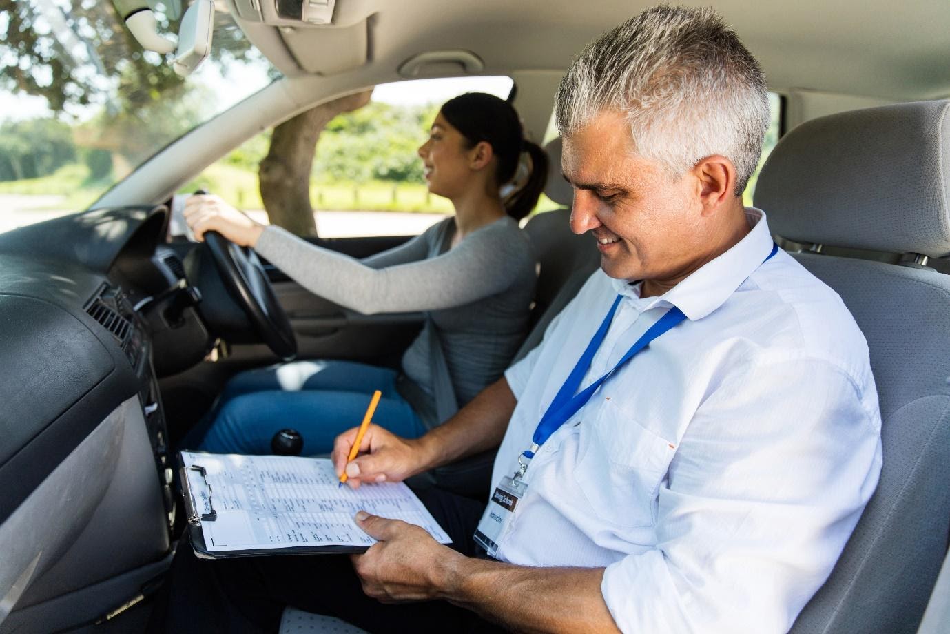 Do I Have the Right Qualities to Be a Driving Instructor? | Best Agencies