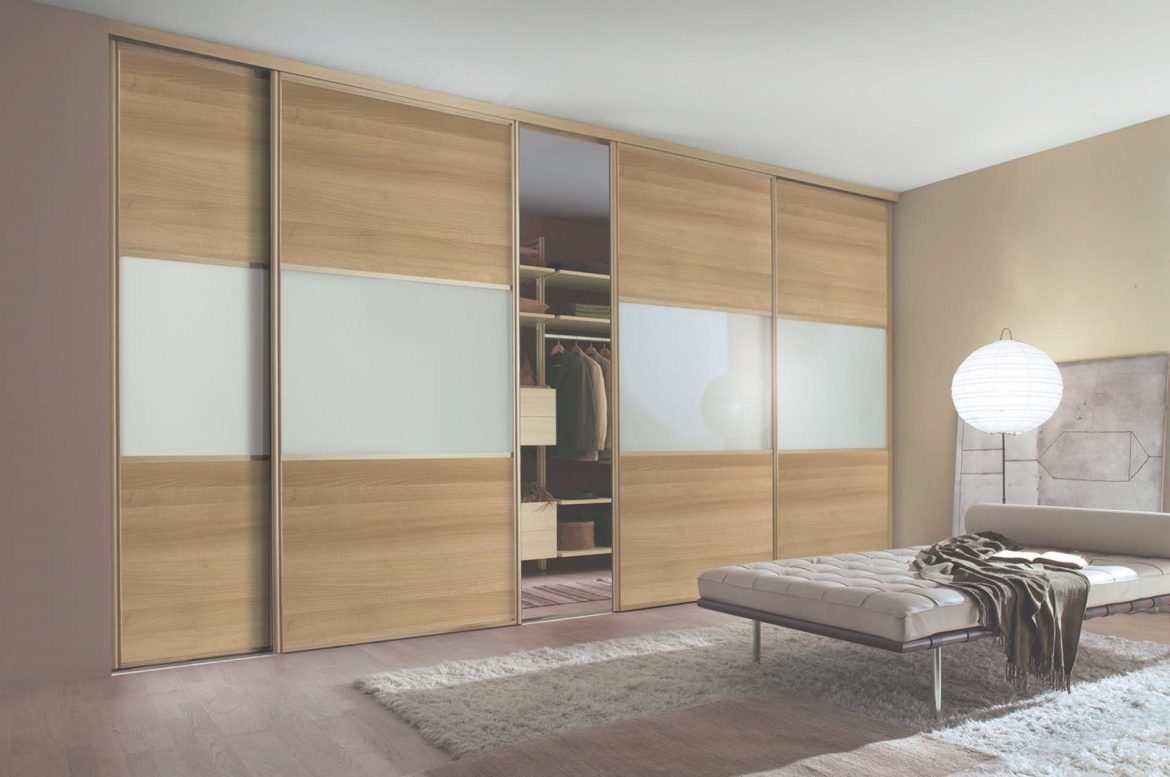 THE BENEFITS OF SLIDING WARDROBES