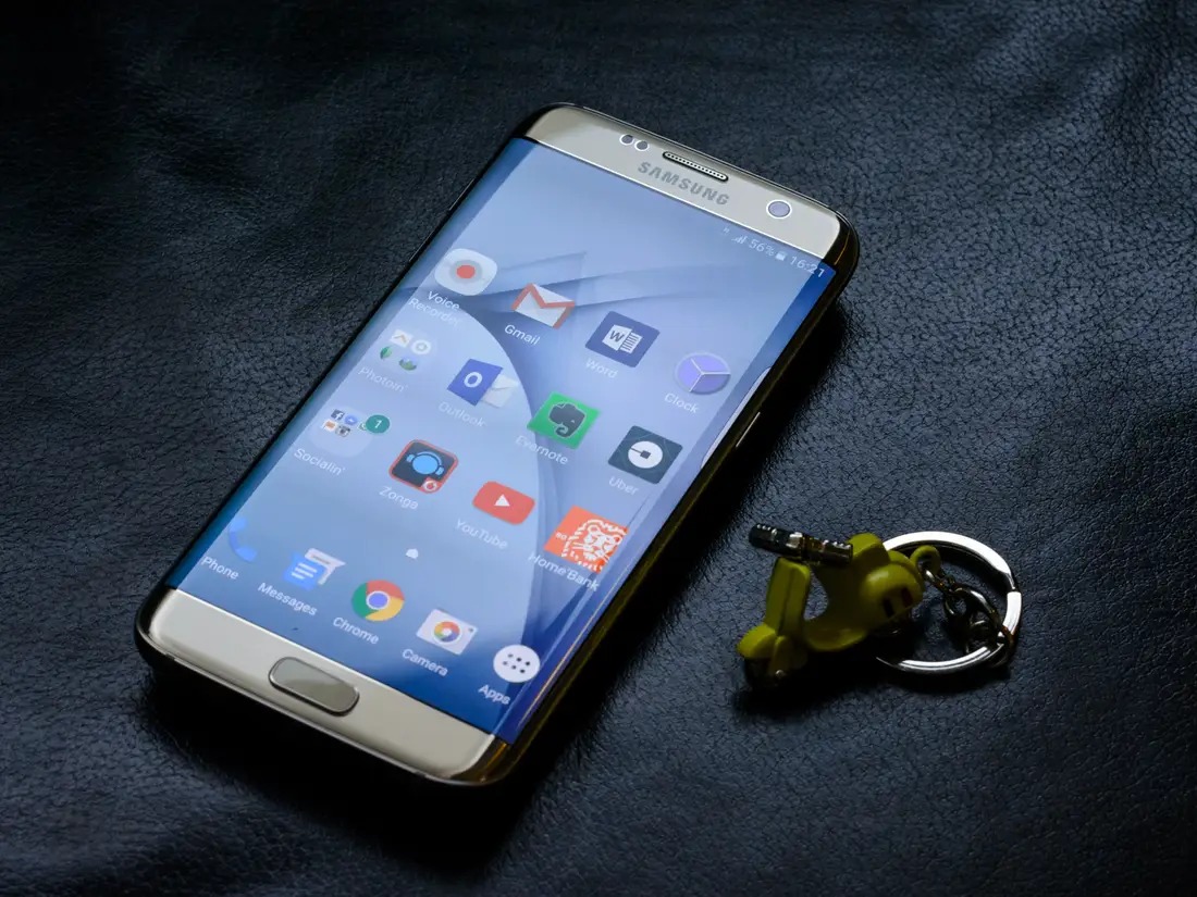 Where to Buy Old Samsung Phones Online in the UK Best Agencies